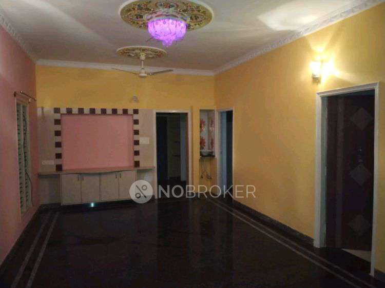 4+ BHK Flat In Sb For Sale  In Nagavara