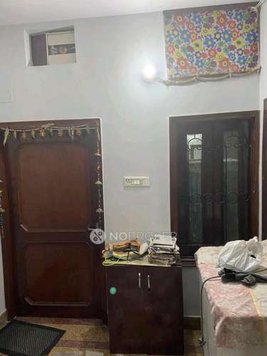 1 BHK Flat In Apartment For Sale  In Geeta Colony