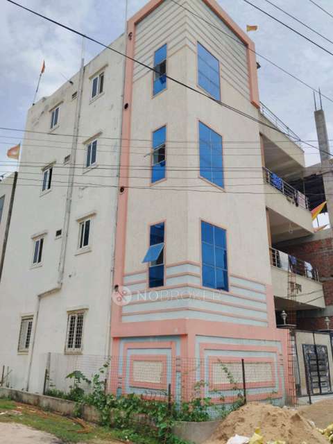 4+ BHK Flat In Guru Krupa Apartment For Sale  In Hyderguda