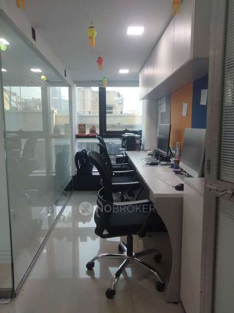 Office Space in Dadar West, Mumbai for Rent 