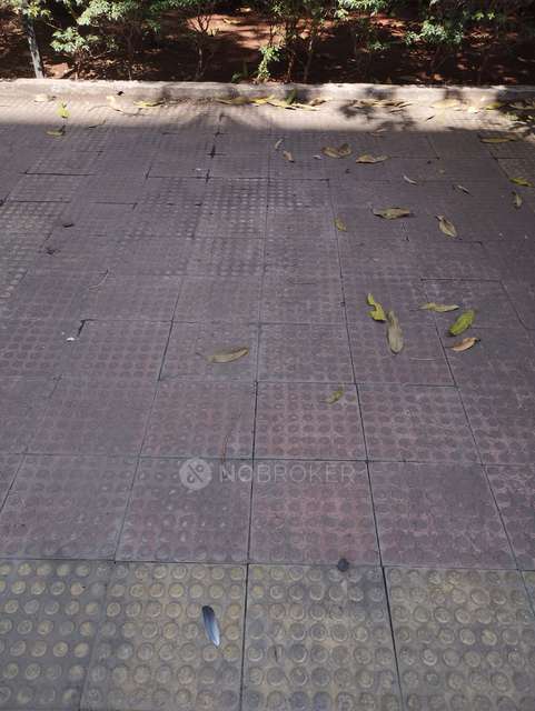 2 BHK Flat In Mahavir Shreeji Tower, Seawoods For Sale  In Nerul