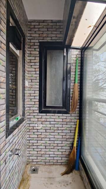 2 BHK Flat In Aster Society  For Sale  In Old Air India Staff Colony, Santacruz East