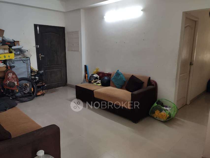 Single Room for Male In 3 BHK  In Kg Signature City Phase 2 In Maduravoyal