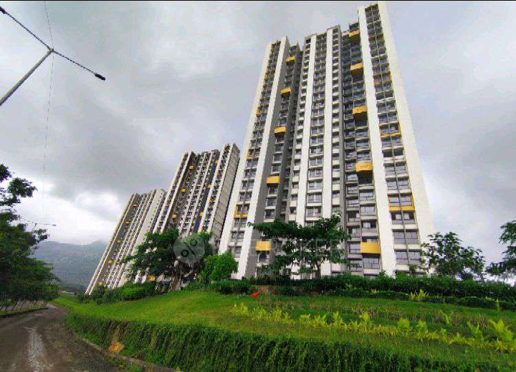 2 BHK Flat In Wadhwa Wise City for Rent  In Bhangarwadi