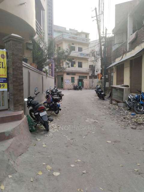 PG for Boys in Yella Reddy Guda