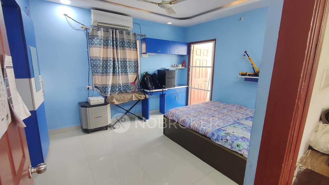 2 BHK Flat In Greenspce Lotus Apartment For Sale  In Puppalguda