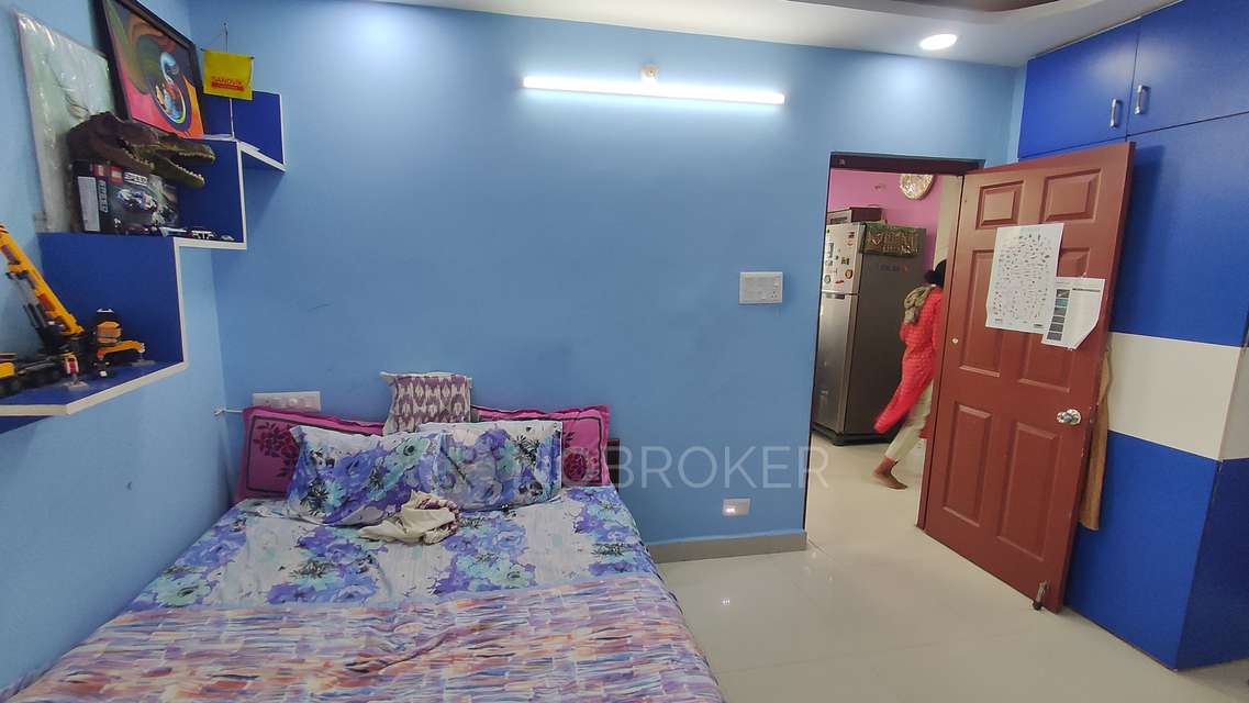 2 BHK Flat In Greenspce Lotus Apartment For Sale  In Puppalguda