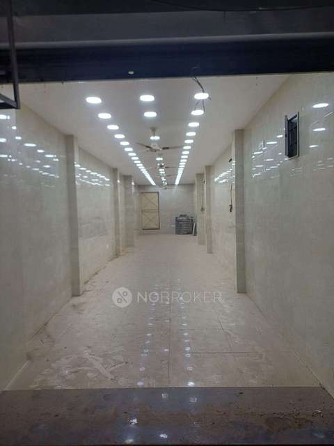 Shop in Lajpat Nagar, Delhi for Rent 