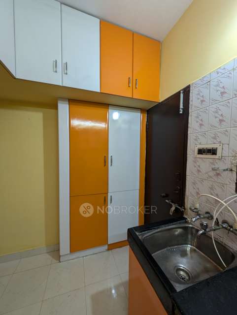 2 BHK Flat In Navodaya Apartments, Saligramam, Chennai For Sale  In Saligramam