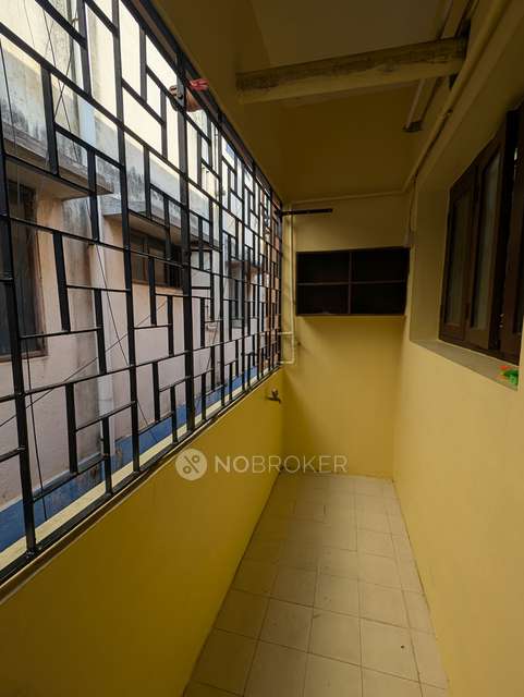 2 BHK Flat In Navodaya Apartments, Saligramam, Chennai For Sale  In Saligramam