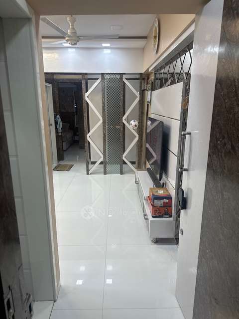 1 BHK Flat In Savera Heights For Sale  In Malad West