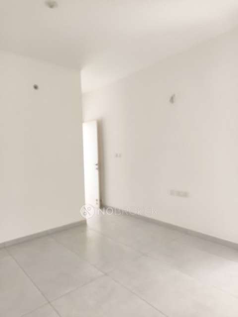 2 BHK Flat In Casagrand Boulevard For Sale  In Hennur Bande, Hennur Gardens