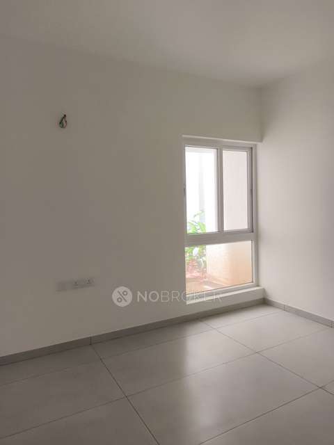 2 BHK Flat In Casagrand Boulevard For Sale  In Hennur Bande, Hennur Gardens