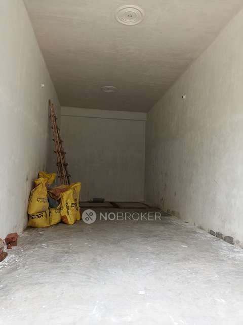 Shop in Shastri Nagar, Ghaziabad for Rent 