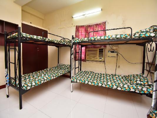 PG for Boys in Tharamani