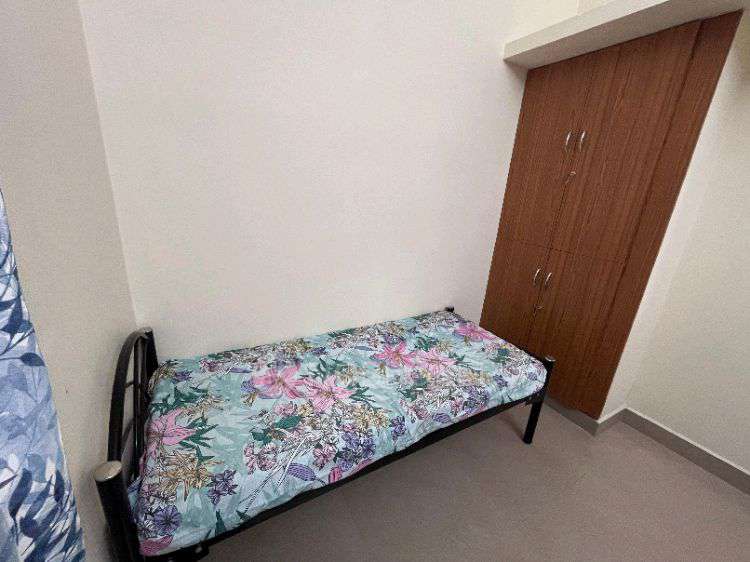 PG for Girls in G25, Labour Colony Road