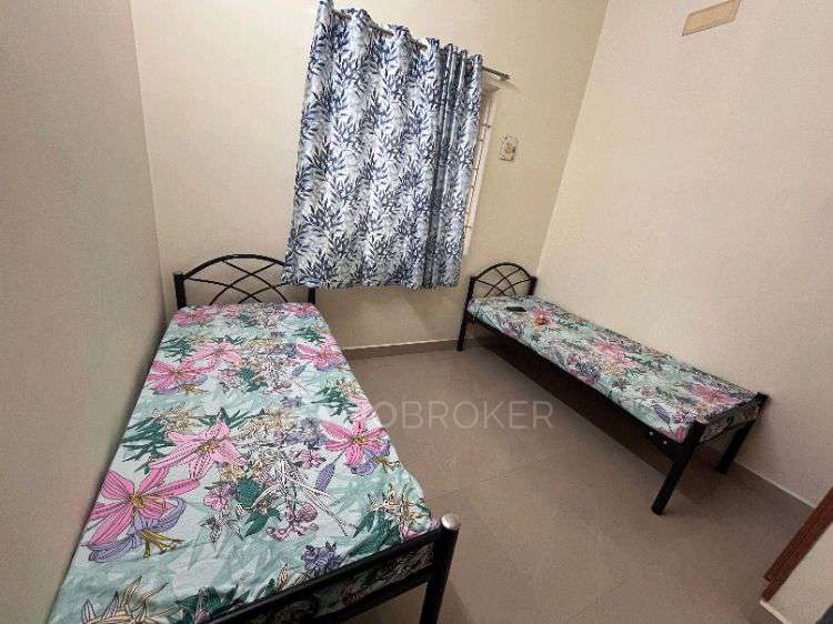 PG for Girls in G25, Labour Colony Road