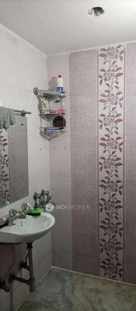 3 BHK Flat In Saket Paryavaran Complex For Sale  In Sainik Farm