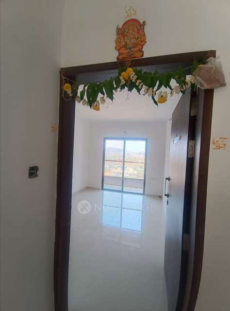 2 BHK Flat In Roshan Milestone, Wakad for Rent  In Wakad
