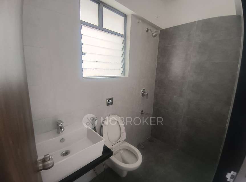 2 BHK Flat In Roshan Milestone, Wakad for Rent  In Wakad