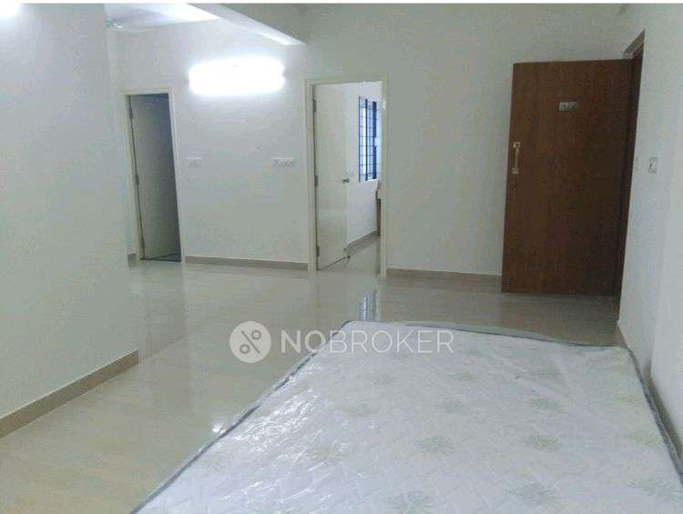 2 BHK Flat In Vakil Daffodils for Rent  In Madivala
