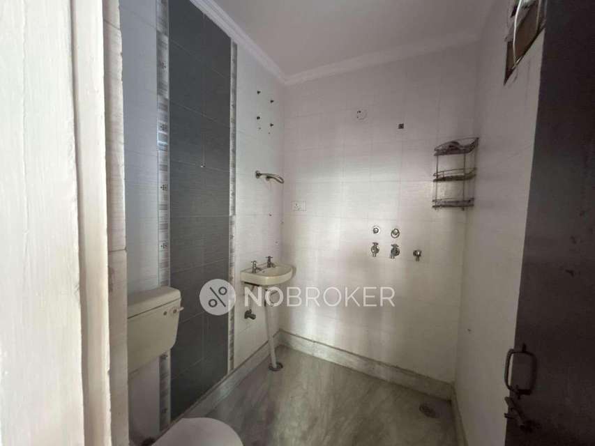 3 BHK Flat For Sale  In Hari Nagar