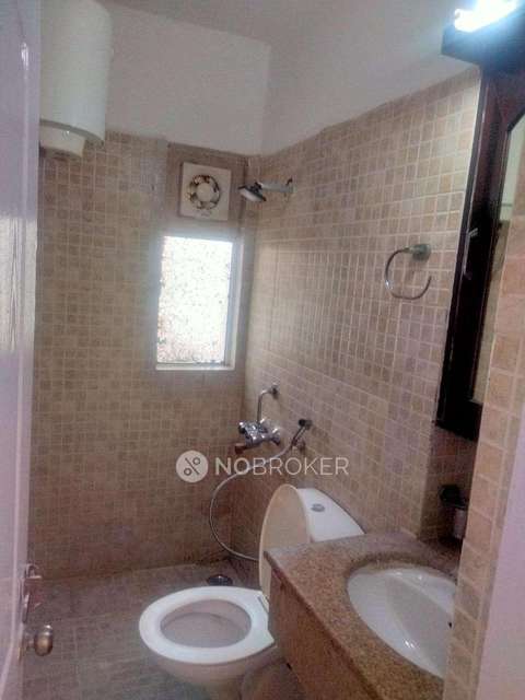 2 BHK Flat In Paras Tierea For Sale  In Sector 137