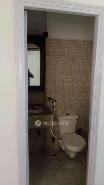 2 BHK Flat In Paras Tierea For Sale  In Sector 137