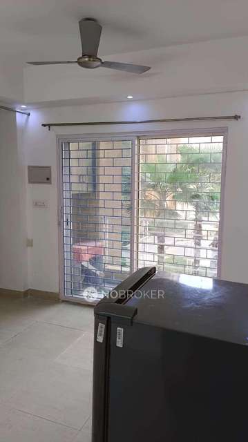 2 BHK Flat In Paras Tierea For Sale  In Sector 137