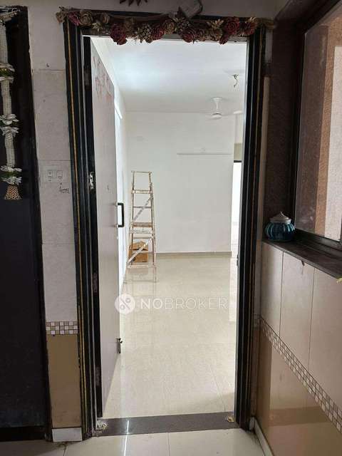 2 BHK Flat In Siddhesh Jyothi E  For Sale  In Grant Road East,