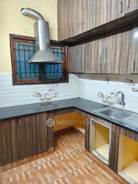 2 BHK Flat In Sai Nachu For Sale  In Pallikaranai