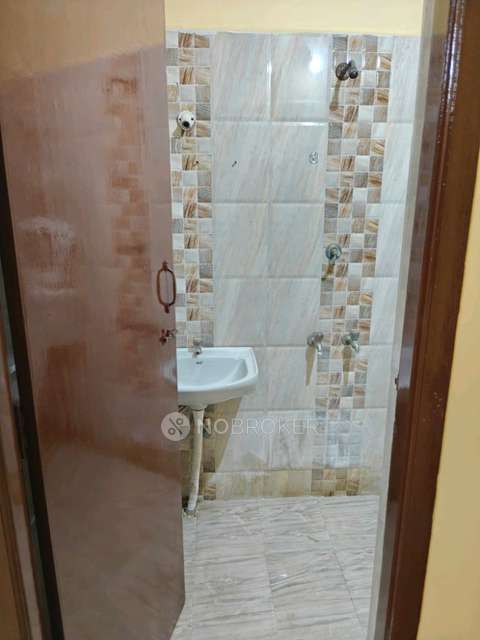 2 BHK Flat In Sai Nachu For Sale  In Pallikaranai