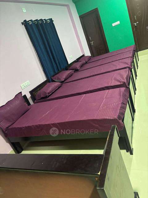 PG for Girls in Manikonda