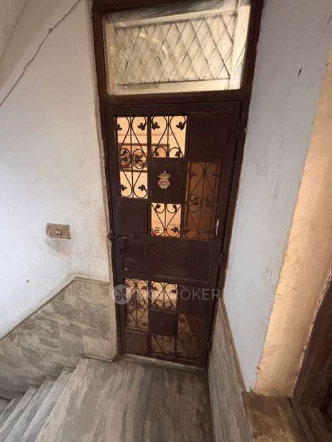 3 BHK Flat In Sant Nirankari Colony Rwa For Sale  In Nirankari Colony, Mukherjee Nagar