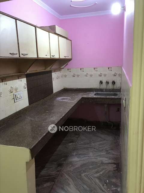 1 BHK Flat In B-98 For Sale  In Dwarka