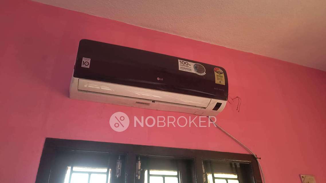 PG for Boys in Nattasha Men&#39;s Pg