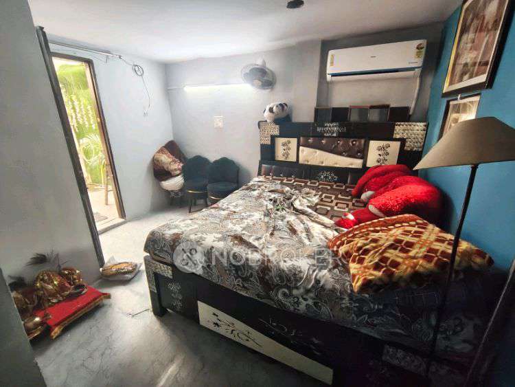 1 BHK Flat In Sb for Rent  In Karol Bagh