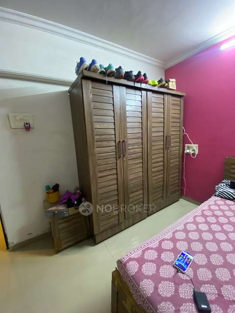 2 BHK Flat For Sale  In Bandra East
