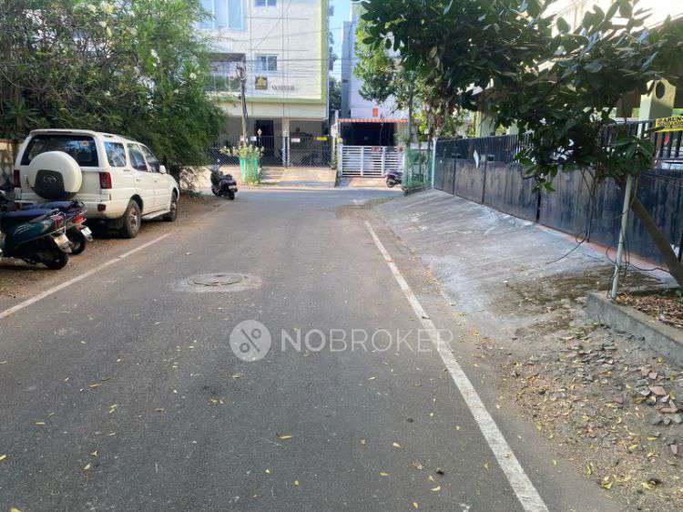 2 BHK House For Sale  In Adambakkam