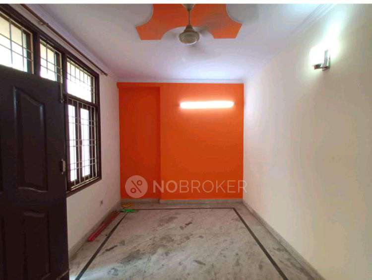 2 BHK Flat In Neelkanth Apartments , Builder Floor  For Sale  In Vaishali Colony, 