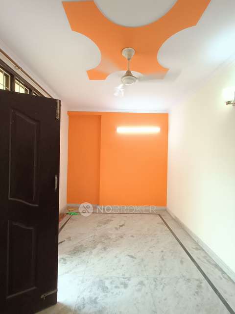 2 BHK Flat In Neelkanth Apartments , Builder Floor  For Sale  In Vaishali Colony, 