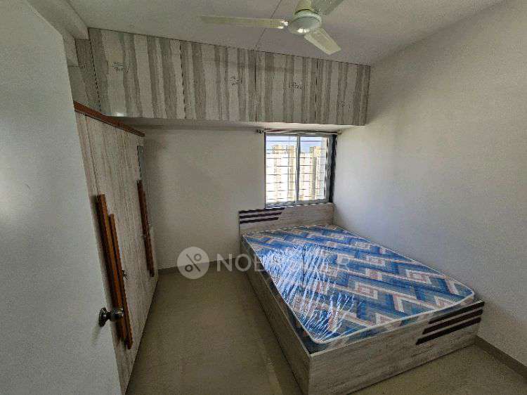 1 BHK Flat In Himalaya Housing Society for Rent  In Mhada Towers 