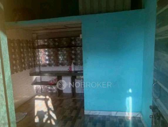 PG for Boys in Marol Metro Station