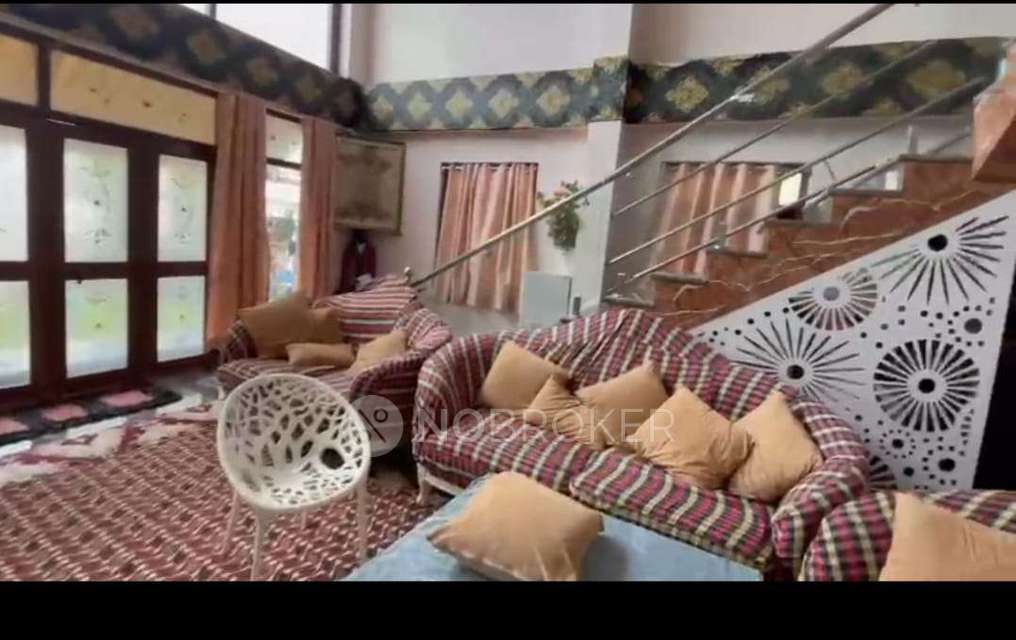 4+ BHK Flat In Lavish Penthouse For Sale  In Asif Nagar