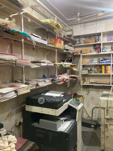 Shop in South Extension I, Delhi for sale 