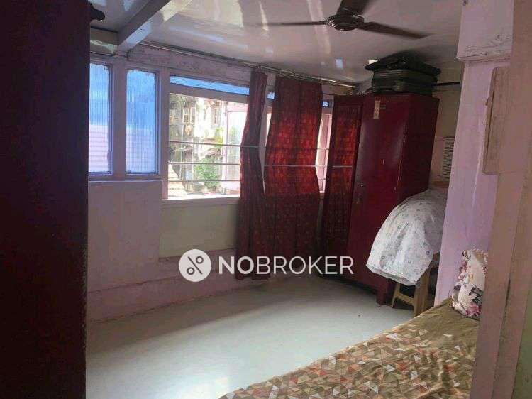 2 BHK Flat In Faizal Mansion For Sale  In Mandvi