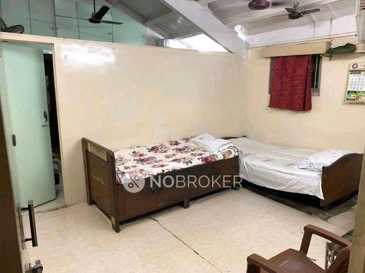 2 BHK Flat In Faizal Mansion For Sale  In Mandvi