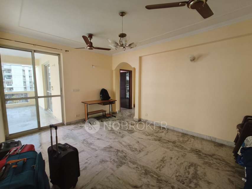 3 BHK Flat In Golf Green Avenue, Sector 25 For Sale  In Sector 25