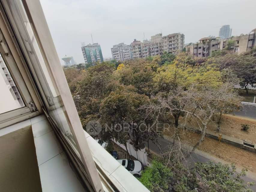 3 BHK Flat In Golf Green Avenue, Sector 25 For Sale  In Sector 25