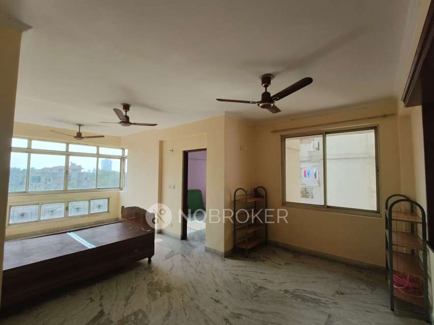 3 BHK Flat In Golf Green Avenue, Sector 25 For Sale  In Sector 25